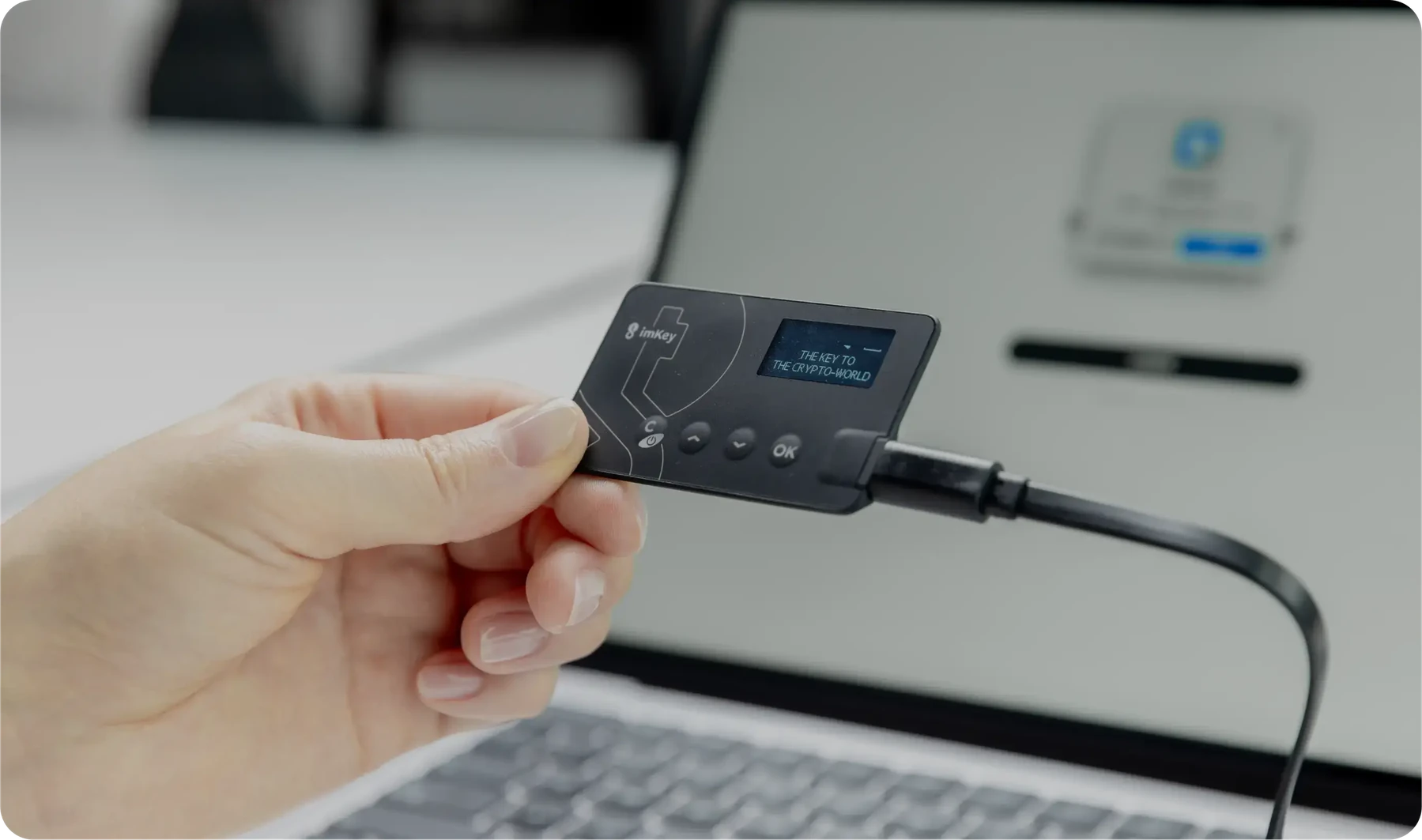 imKey Pro 连接电脑使用实拍图